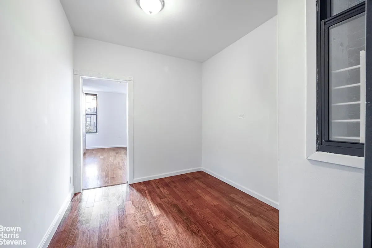 Building Photo - 492 Amsterdam Ave #3S