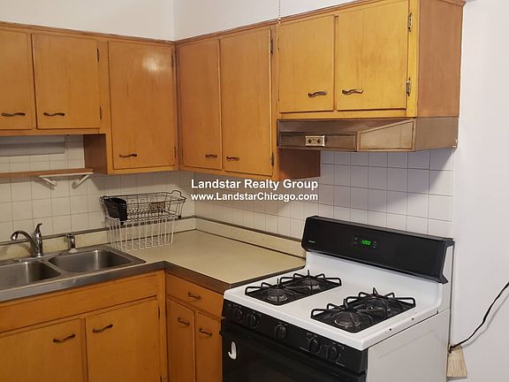 3rd image of 2021 N 19th Ave APT 6
