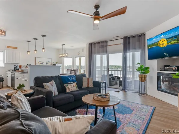 418 Regatta Bay Dr Unit 4A, Lake Ozark, MO 65049