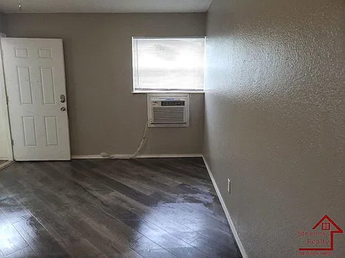 Floor plan E229