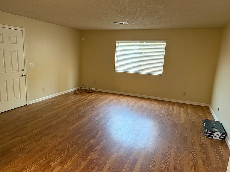 463 Church Ave #102 — Photo 5