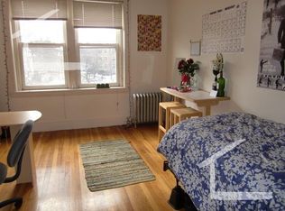 245 Freeman St #4MR, Brookline, MA 02446