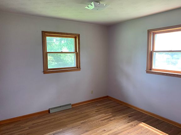 3rd image of 1023 Tracy Dr
