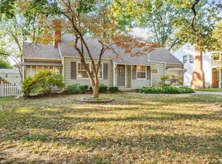 4919 W 57th Ter, Roeland Park, KS 66205