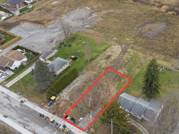 715 Quaker Rd, Pelham, ON L3C 3H3