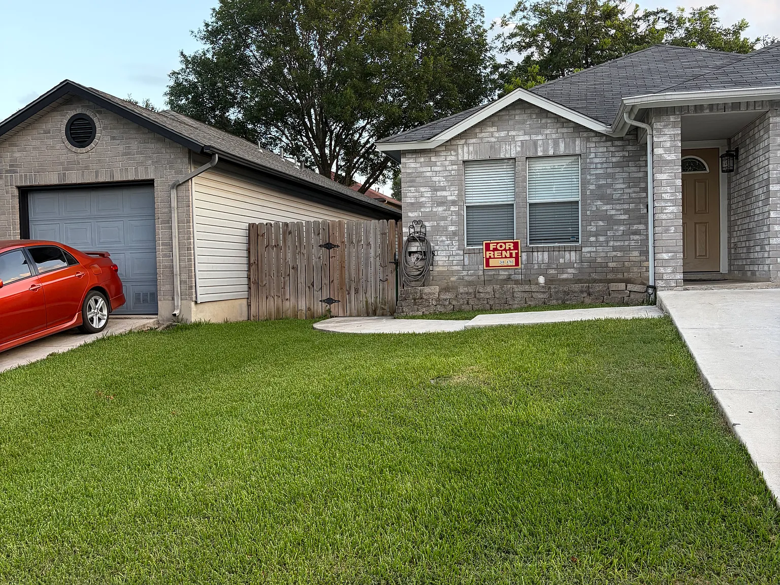 3 bed, 1496 sqft, $1,650 — Photo 2