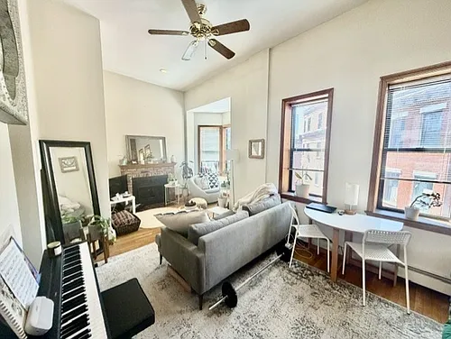 69 N Margin St #8 Photo 1