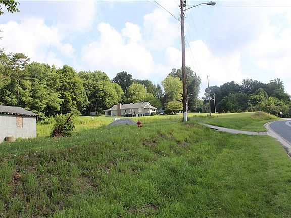 5th image of 333 Cc Camp Rd
