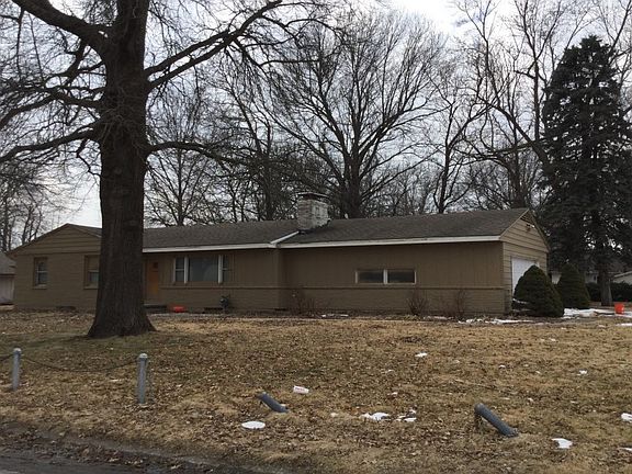 2nd image of 7500 Arlington Ave