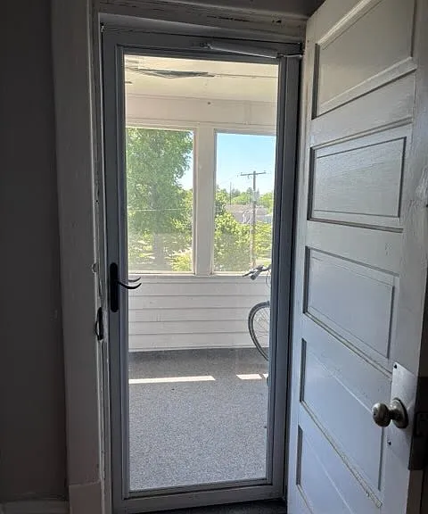 702 E High St #201-B — Photo 11