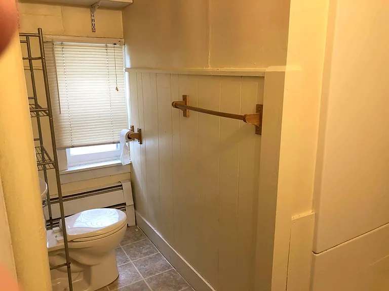 697 Main St #3 — Photo 7