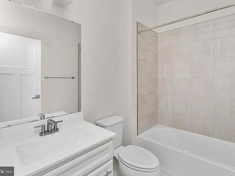 33 Peppermint Ln — Photo 25