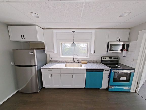5th image of 144 Altoona Ave APT 3