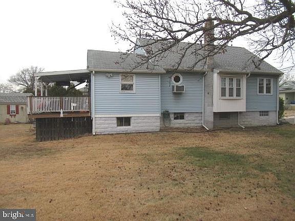 3rd image of 7 Lincoln Ave