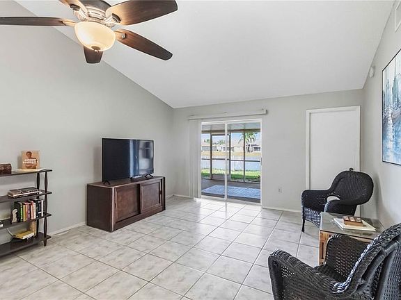 3rd image of 13437 BEECHBERRY DRIVE