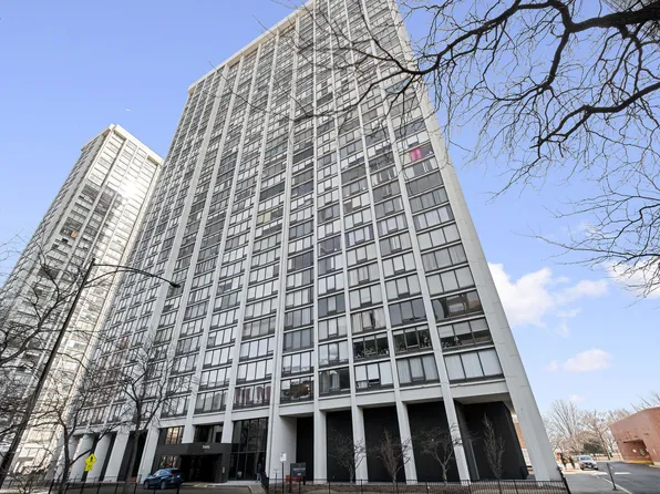 5445 N Sheridan Rd APT 802, Chicago, IL 60640