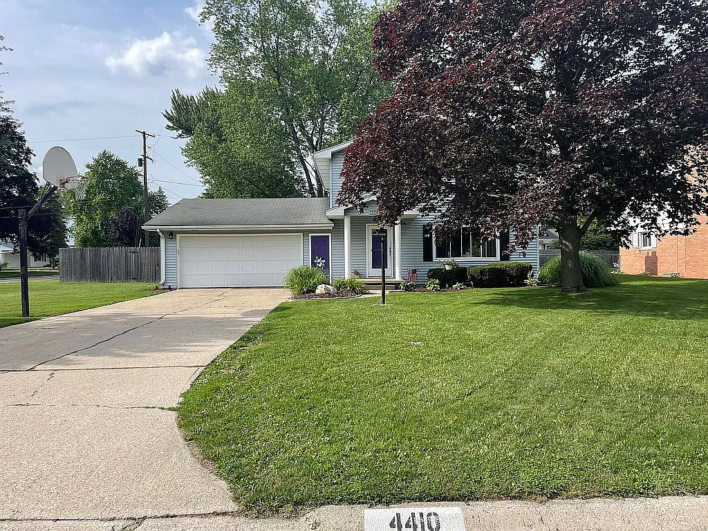 4410 Bradford Dr photo 1