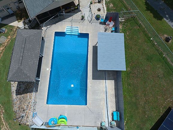 5th image of 11206 Hixson Pike