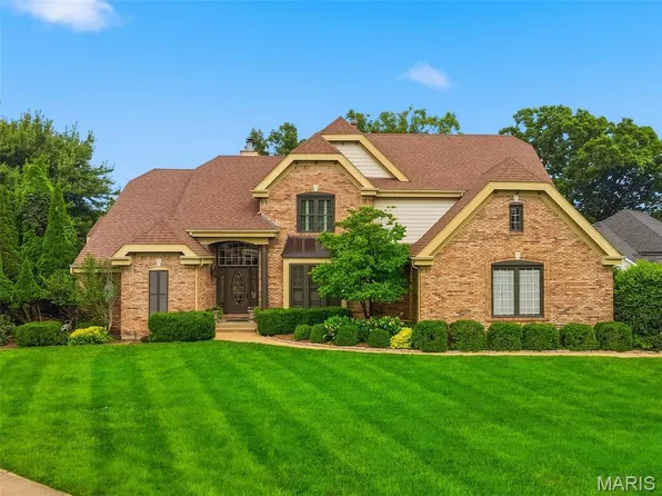 515 Sumac Field Ct, Ballwin, MO 63021