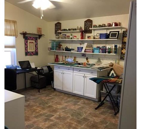 2nd bedroom used as sewing r
