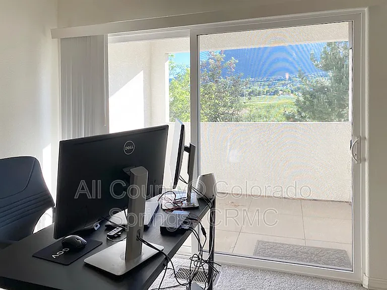4305 Prestige Point — Photo 15