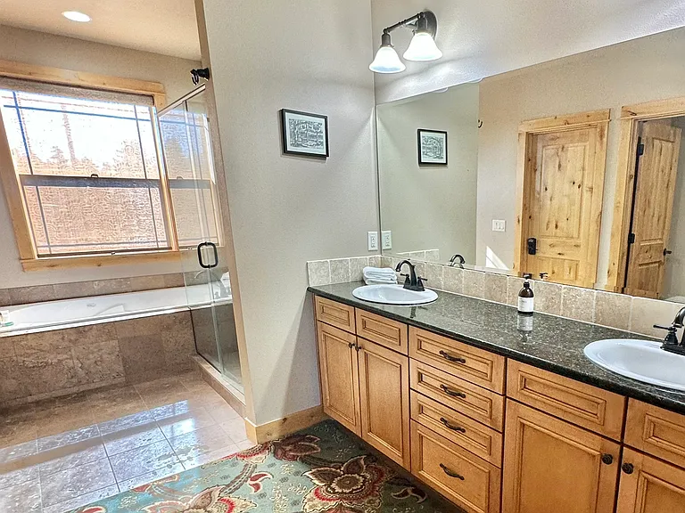 985 SW Vantage Point Way — Photo 18