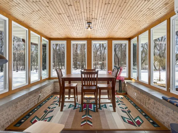 N8811 1047th St, River Falls, WI 54022