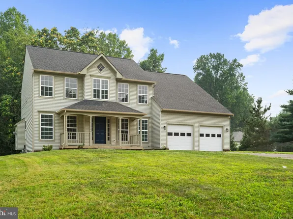 4 Falling Water Ct, Fredericksburg, VA 22405