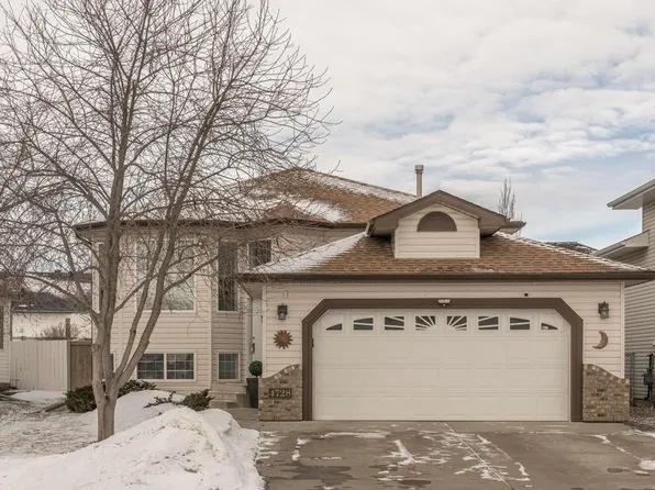 4728 150th Ave NW, Edmonton, AB T5Y 2Z3