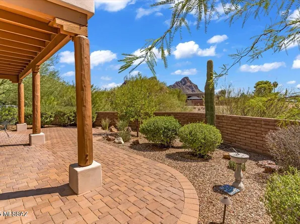 5661 W Triangle X Pl, Tucson, AZ 85713