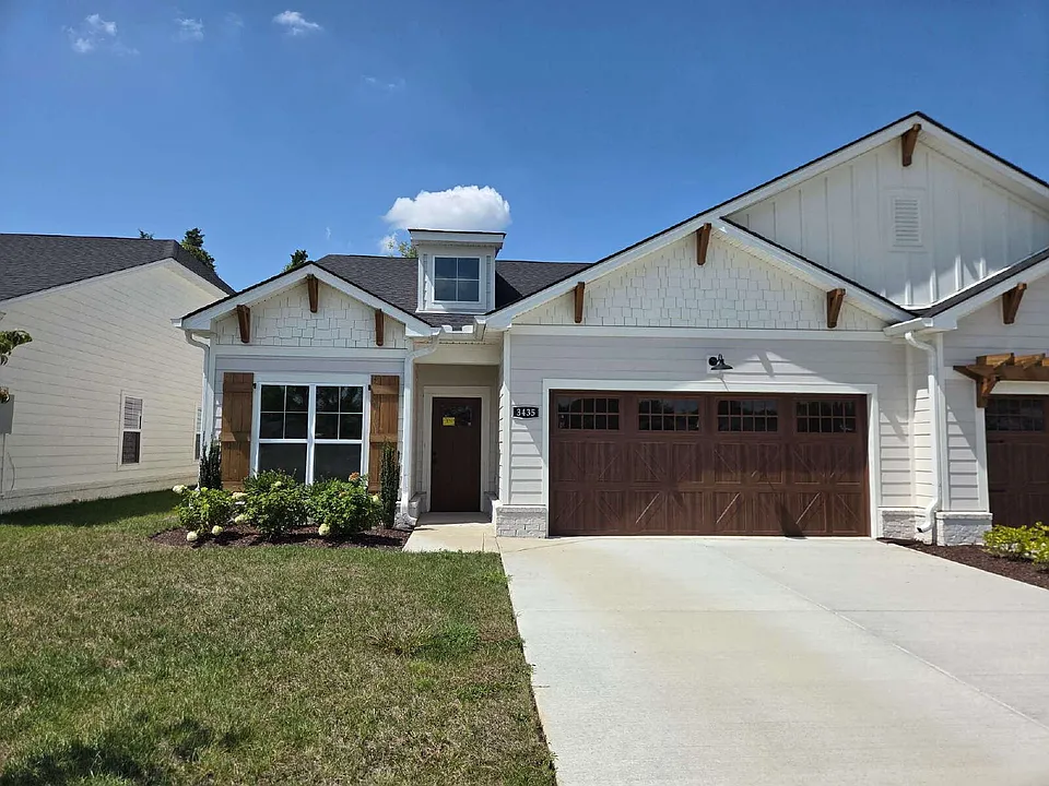 3435 John Richards Dr