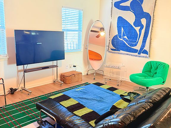 4th image of 2406 Mission Hill Dr APT 101