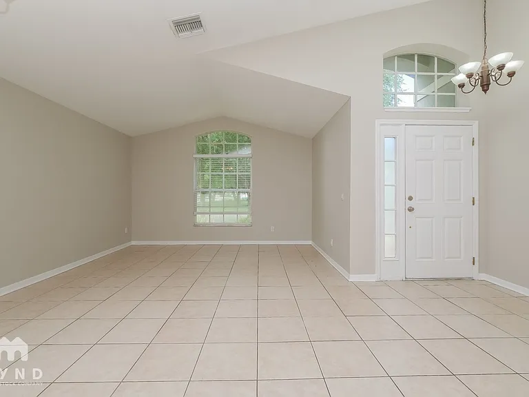 32031 Teague Way — Photo 2