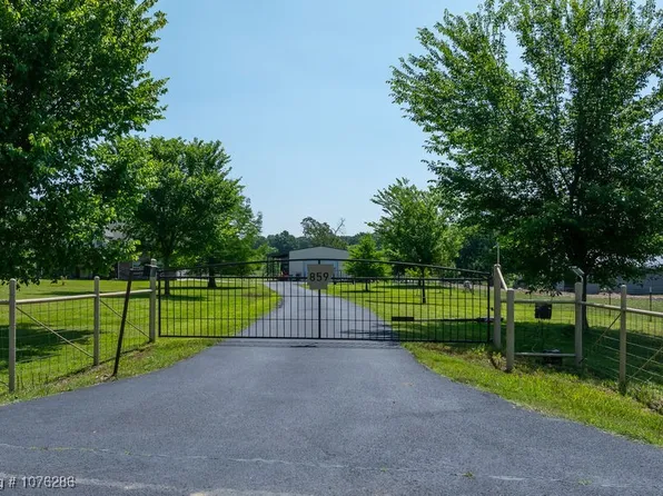 859 Vernon Hill Rd, Booneville, AR 72927