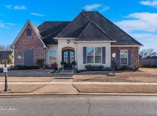 662 Dumaine Dr, Bossier City, LA 71111