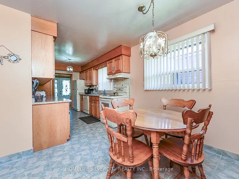7378 Bybrook Dr — Photo 18