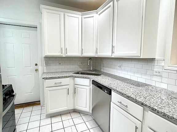 3rd image of 2016 W Estes Ave #2S