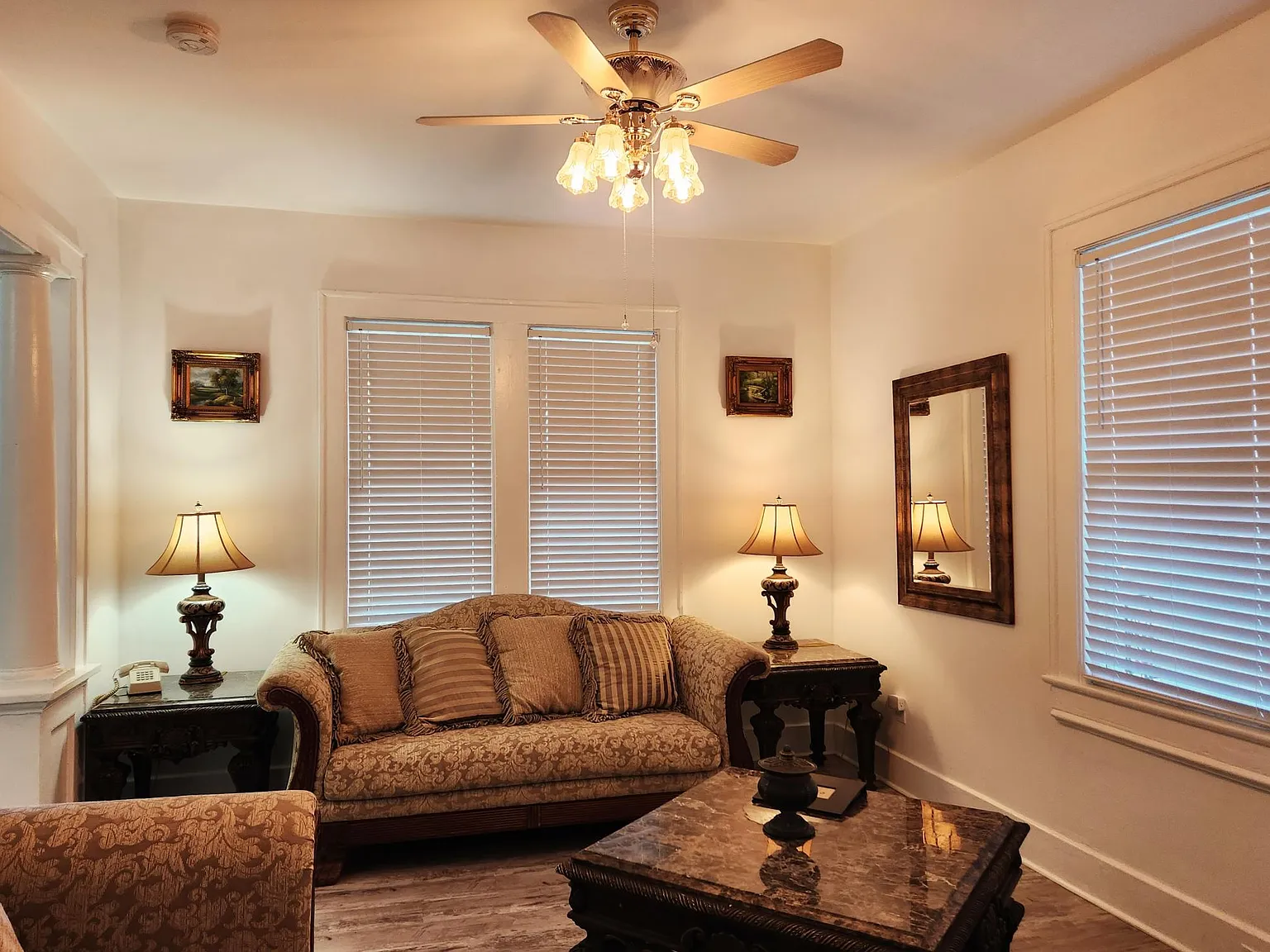 4 bed, 2.5 bath, 1798 sqft, $3,750 — Photo 2