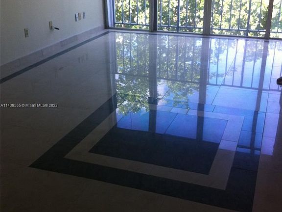 5th image of 9220 Fontainebleau Blvd APT 512
