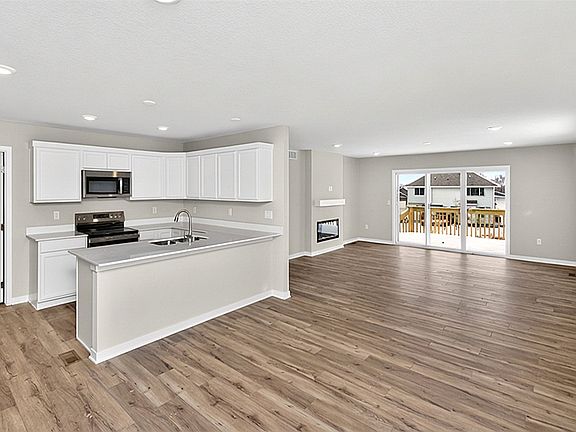 5th image of 1552 Foxtail Dr SE