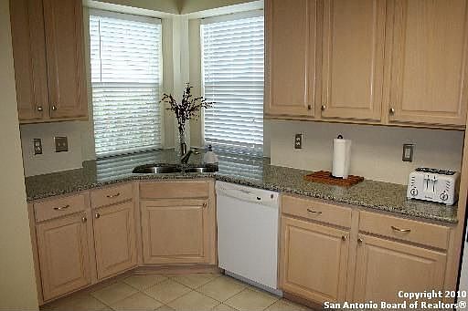 3rd image of 1711 Hadbury Ln