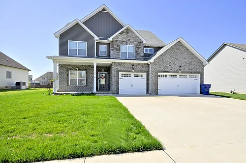 279 Bluebriar Trce Photo 1