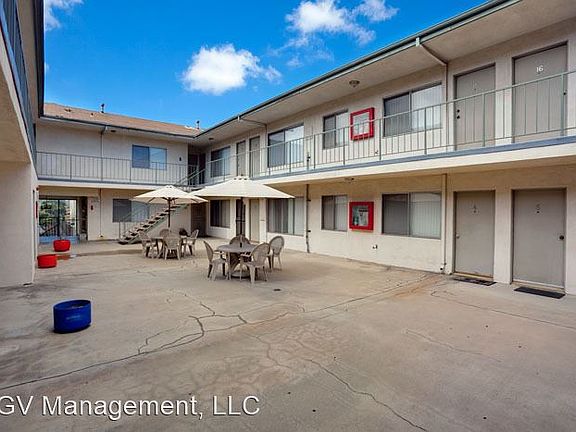 4th image of 11520 Menlo Ave APT 16