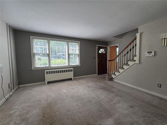 4th image of 655 Dorothy Ave