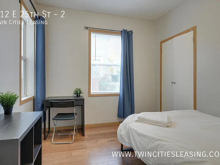912 E 25th St #2 — Photo 13