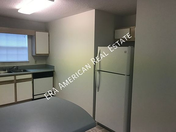 5th image of 2810 Bradford Pl