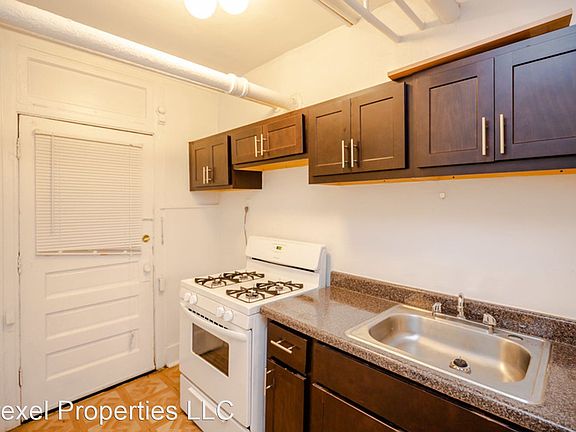 4th image of 1329 W Touhy Ave #11714004