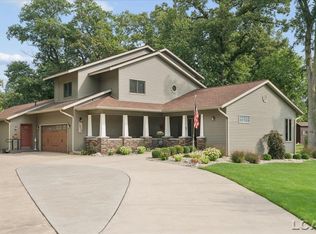 1310 W Maple Ave, Adrian, MI 49221