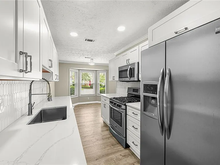 1528 Paces Ferry North Dr SE — Photo 8