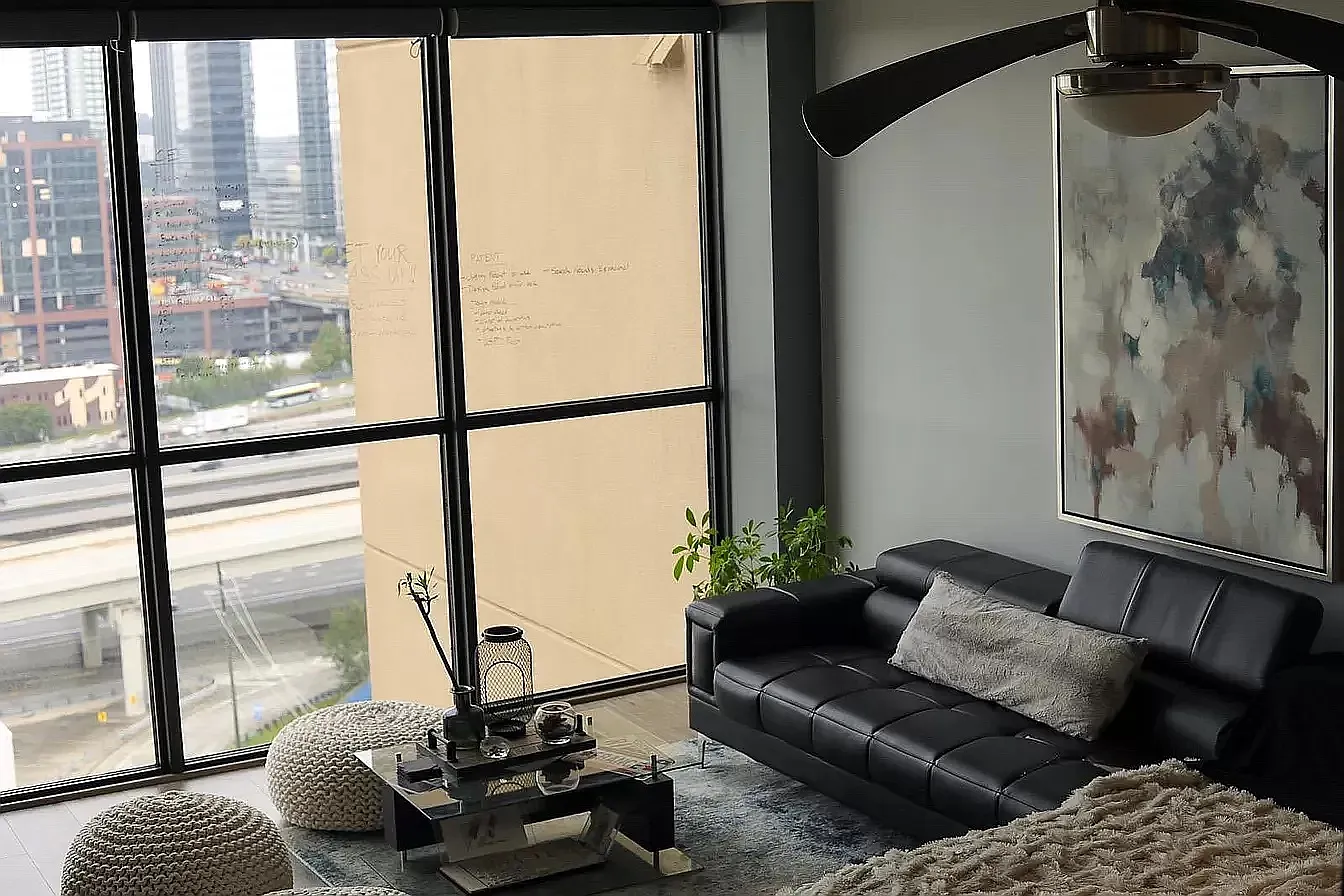 1 bed, 813 sqft, $2,000 — Photo 3